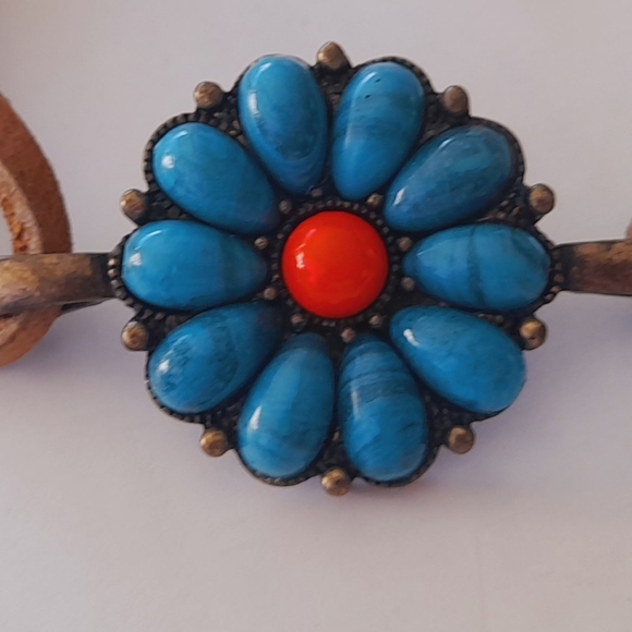 Brown Leather Bracelet With Torquiose And Red Accents - Picture 3 of 3